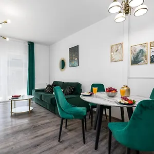  Apartament Sleepway Apartments- Garbary 100-46 Z Parkingiem Polska