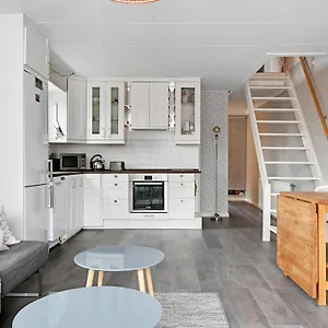Holiday home Entire Modern In Kista - Suitable For Four Persons